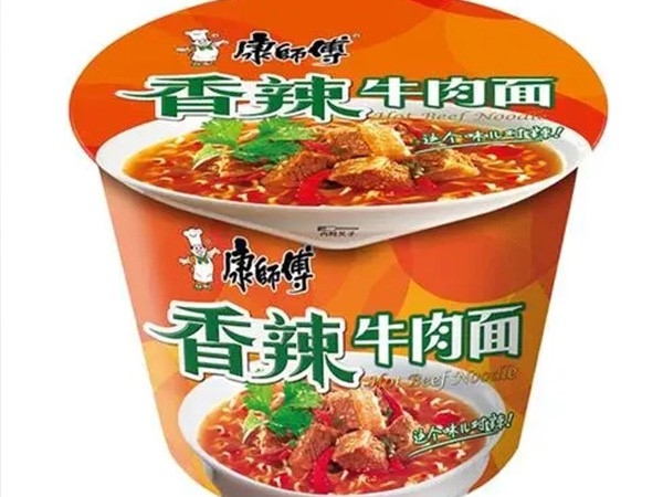 购买官方合作款的香辣牛肉面