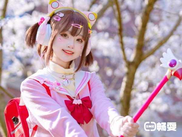 知名Coser小柔SeeU